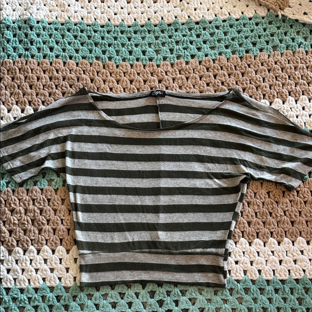 Green Gray Striped Off Shoulder Boat Neck Slouch Top Shirt Womans sz Medium